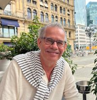 Dr. Christophe Schwyzer